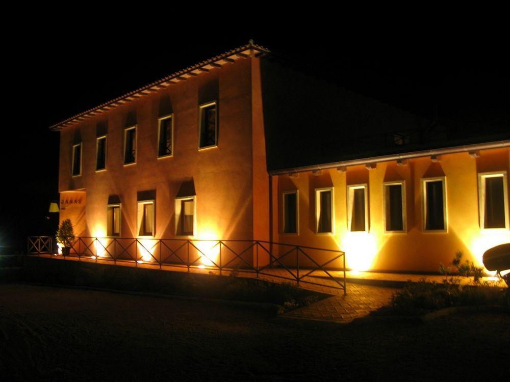 Janas Country Resort Mores Eksteriør bilde